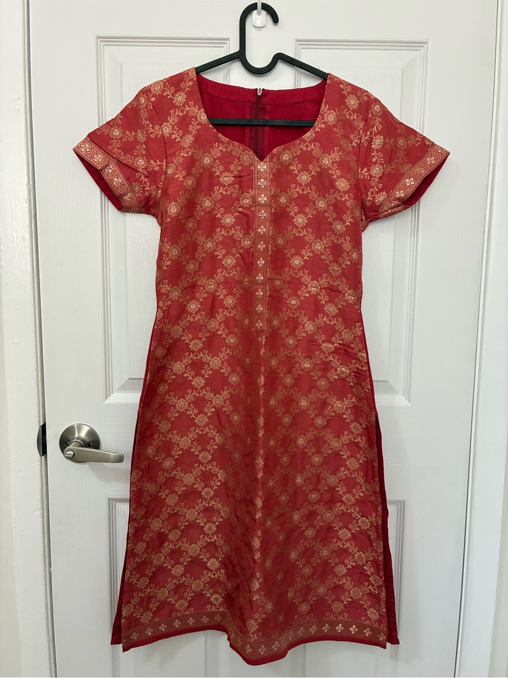 Women's Red Salwar Kameez